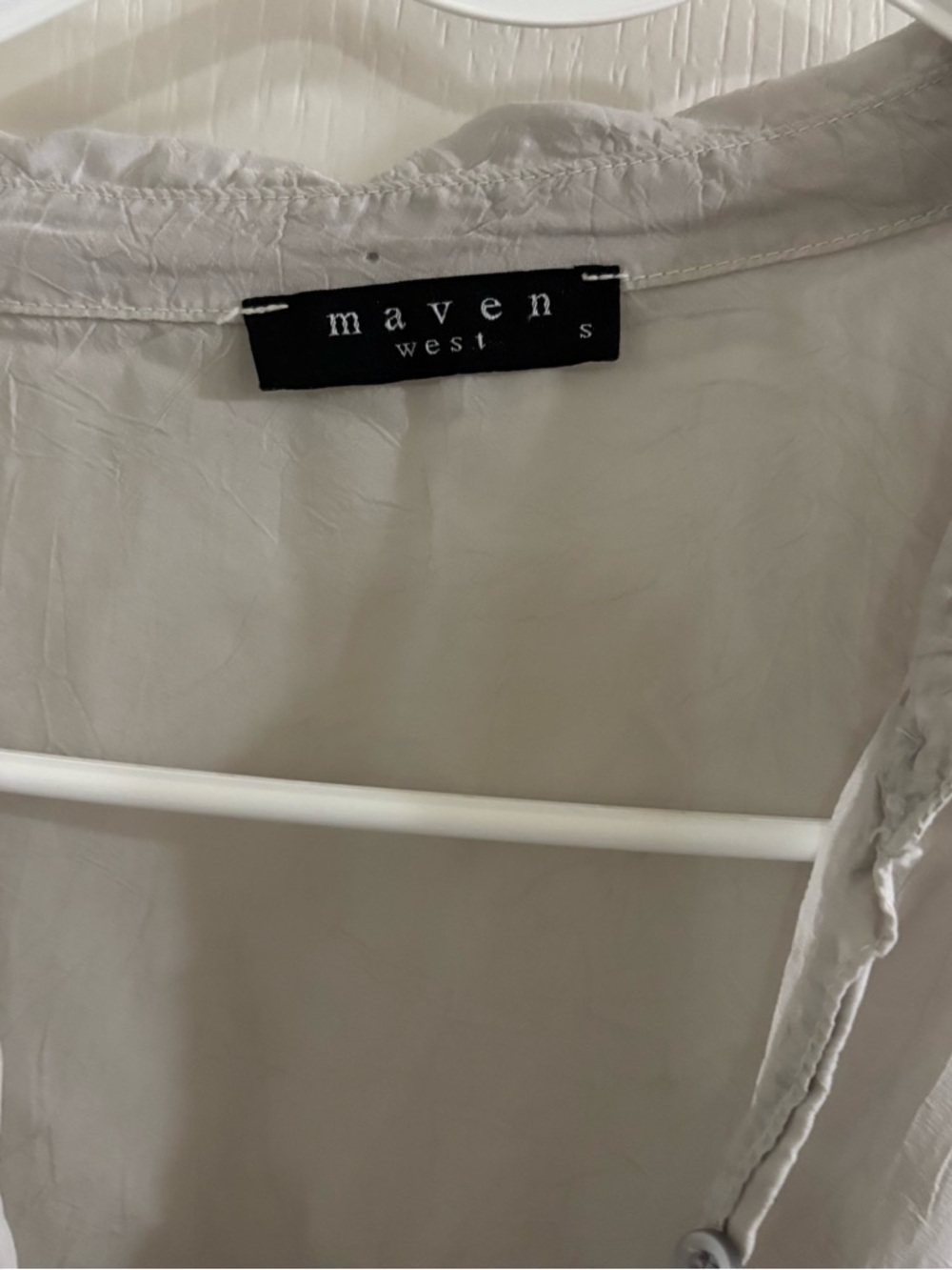 Maven West White to Navy Blue Ombre Button-Down Shirt - Picture 2 of 4